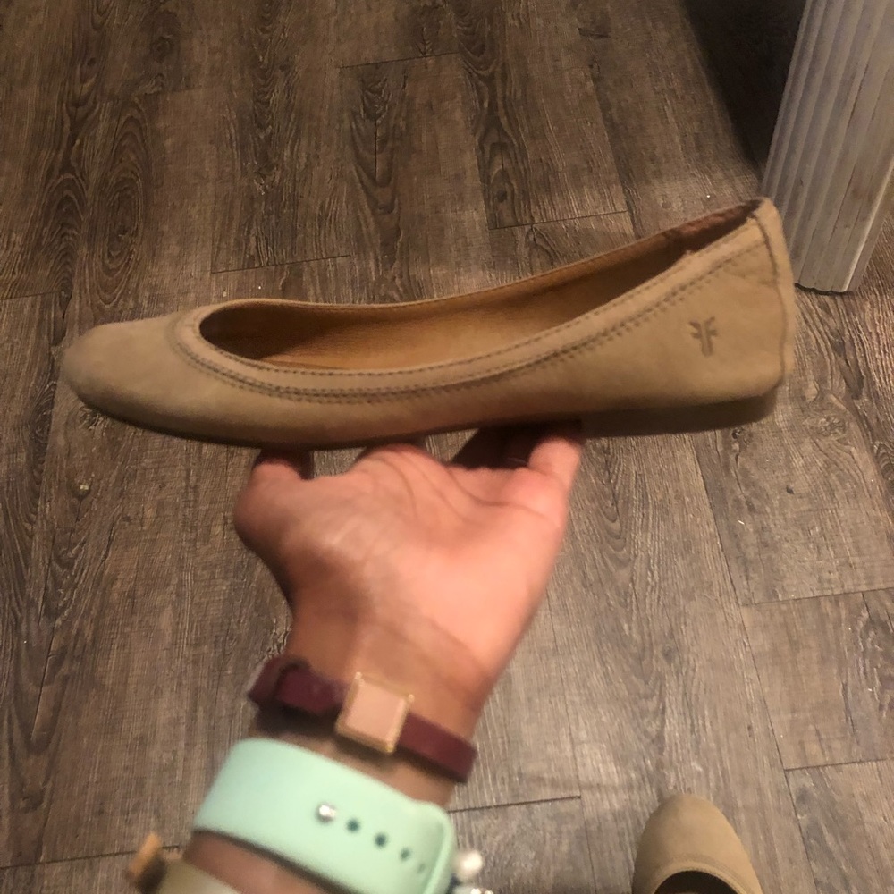 Frye flats never worn